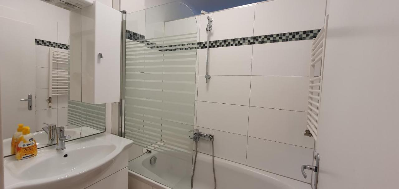 Govienna - Messe Wien Apartment Luaran gambar
